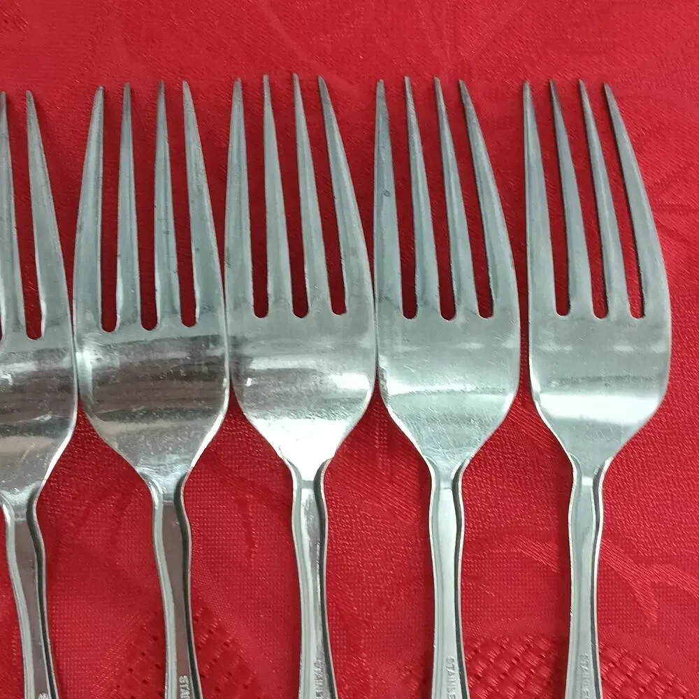 Unbranded these look